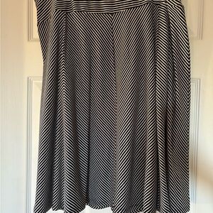 Talbots Navy and White Diagonal Stripe Skirt